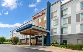 Hampton Inn By Hilton Nashville Airport Century Place